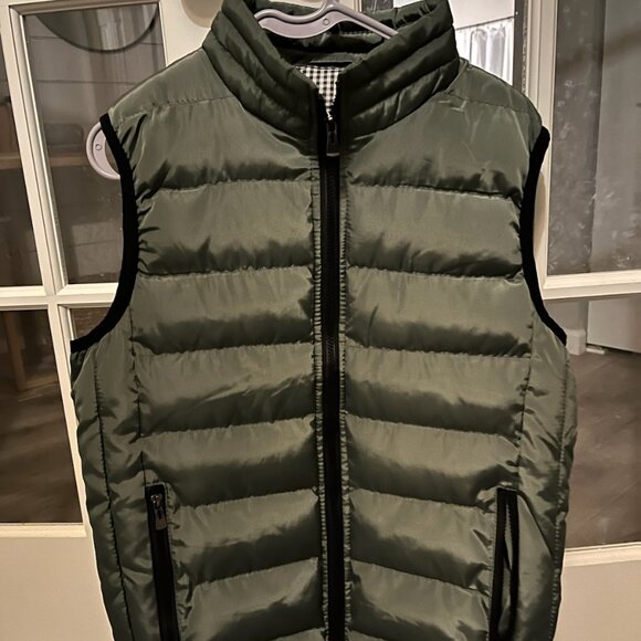 Manfinity Other - Hunter Green Puffer Vest
